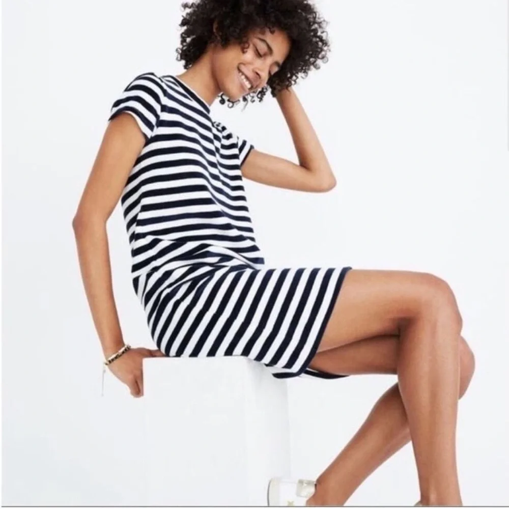 🔶 Madewell Navy and White Mini Dress 🔶 - Picture 2 of 7